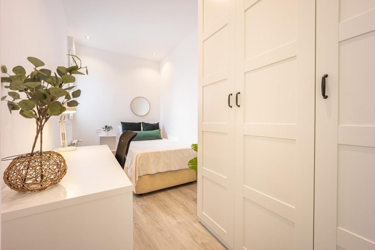 Apartamento Con Vistas En Lavapies Madrid Exterior photo