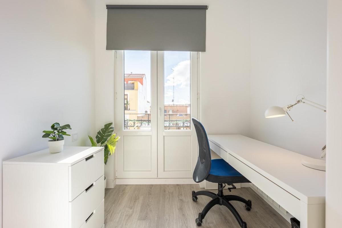 Apartamento Con Vistas En Lavapies Madrid Exterior photo