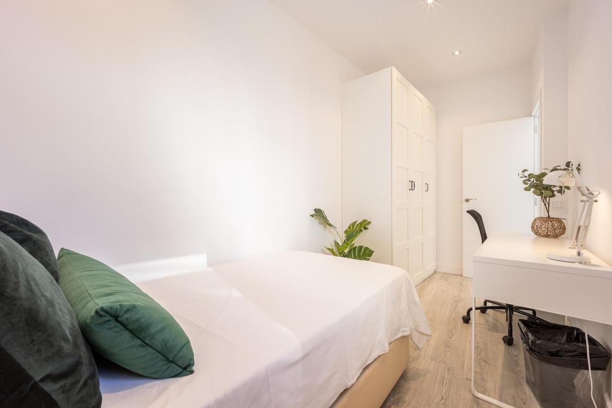 Apartamento Con Vistas En Lavapies Madrid Exterior photo