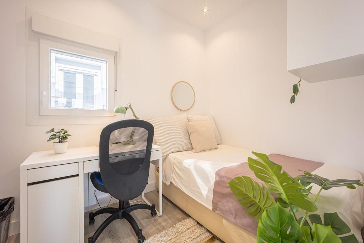 Apartamento Con Vistas En Lavapies Madrid Exterior photo
