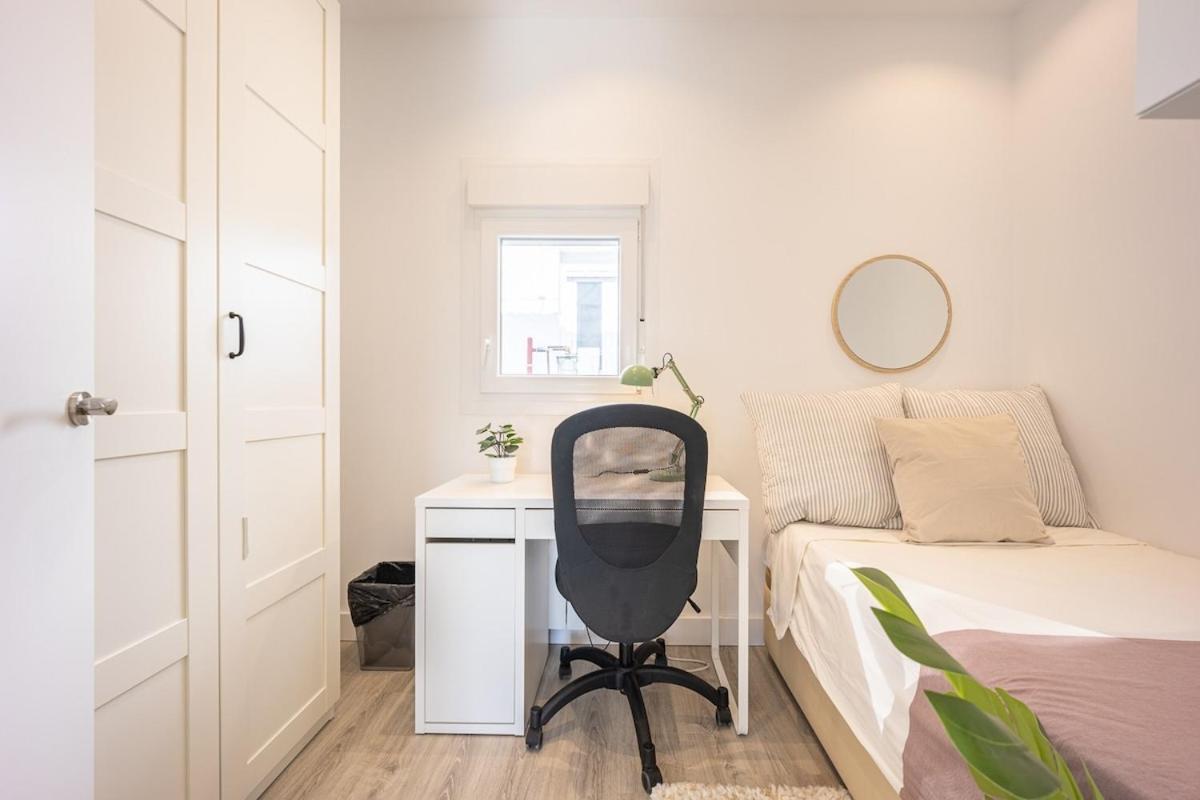 Apartamento Con Vistas En Lavapies Madrid Exterior photo