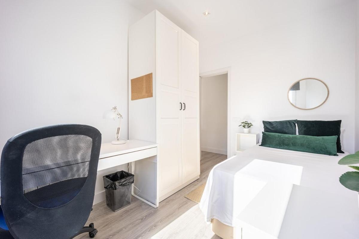 Apartamento Con Vistas En Lavapies Madrid Exterior photo